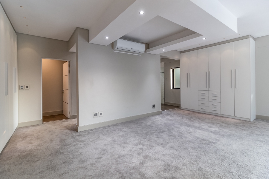 4 Bedroom Property for Sale in Pearl Valley at Val de Vie Western Cape